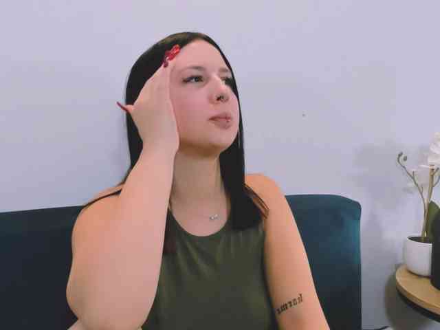 TaliaDelicate webcam