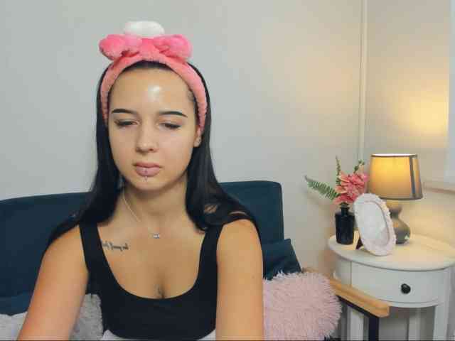 TaliaDelicate webcam