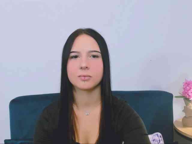 TaliaDelicate webcam