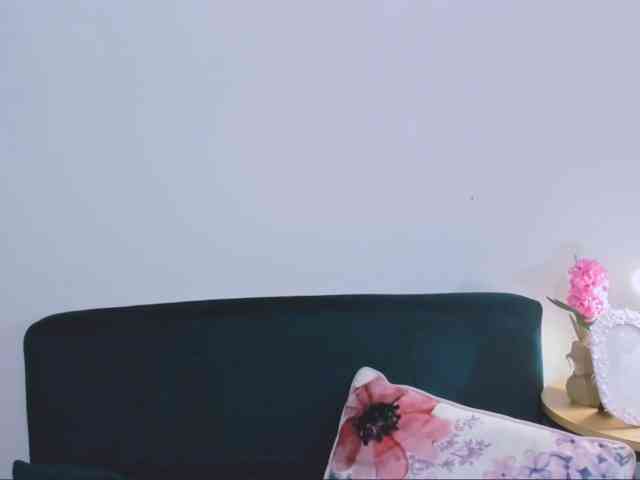 TaliaDelicate webcam