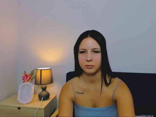 TaliaDelicate webcam
