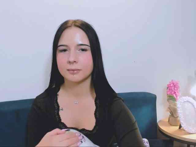 TaliaDelicate webcam