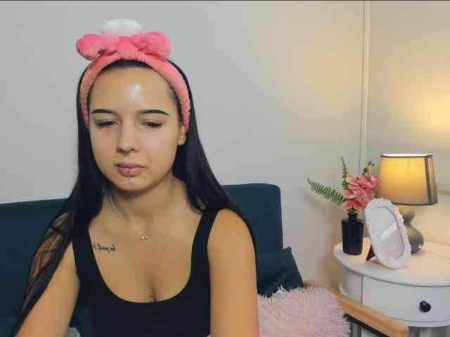 TaliaDelicate webcam