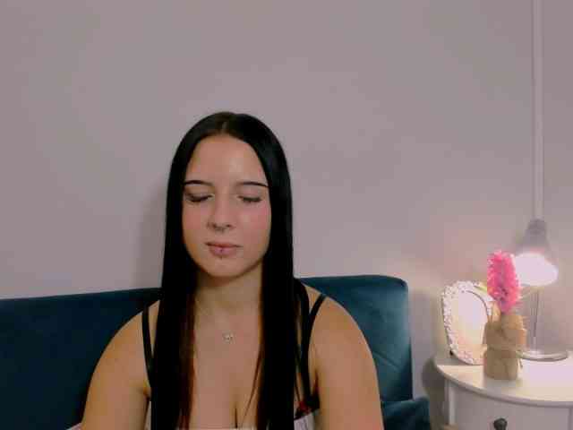 TaliaDelicate webcam