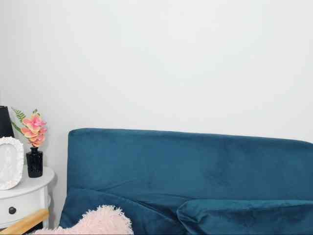 TaliaDelicate webcam