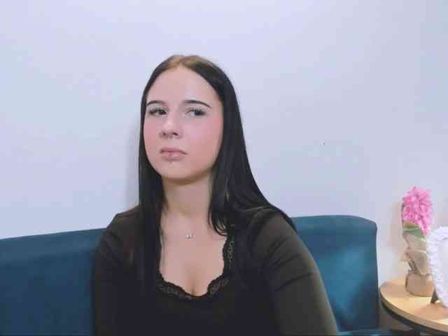 TaliaDelicate webcam