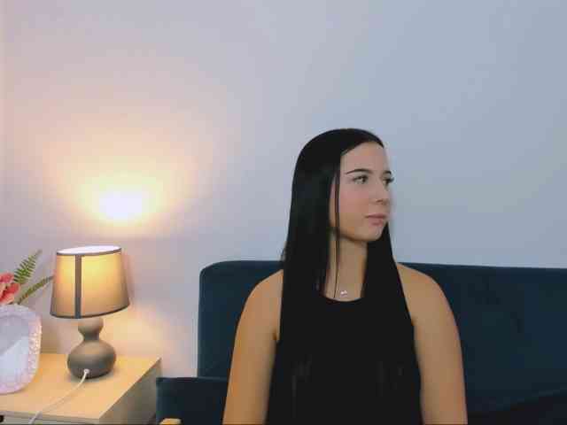 TaliaDelicate webcam