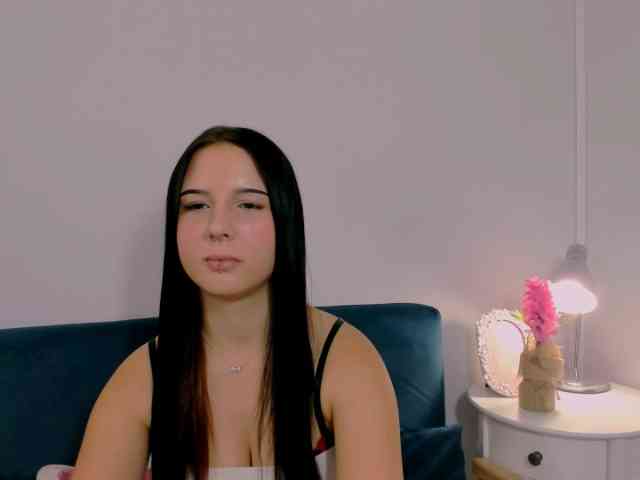 TaliaDelicate webcam