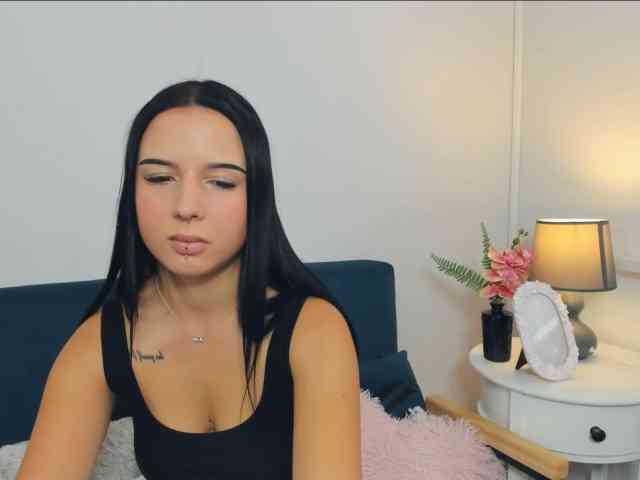 TaliaDelicate webcam