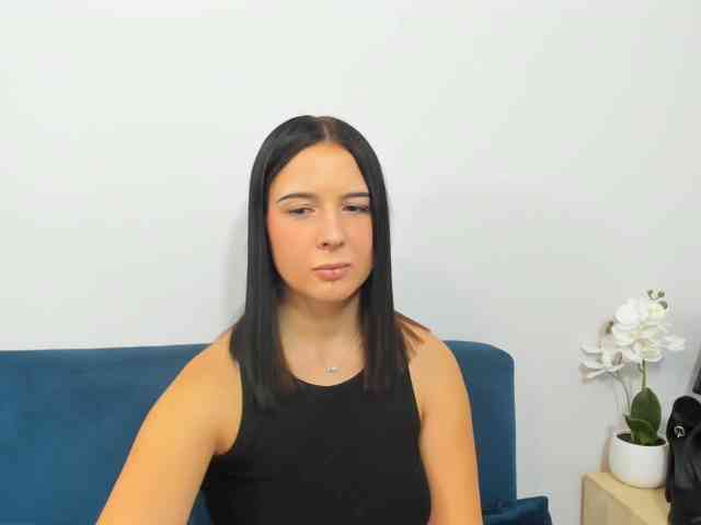 TaliaDelicate webcam