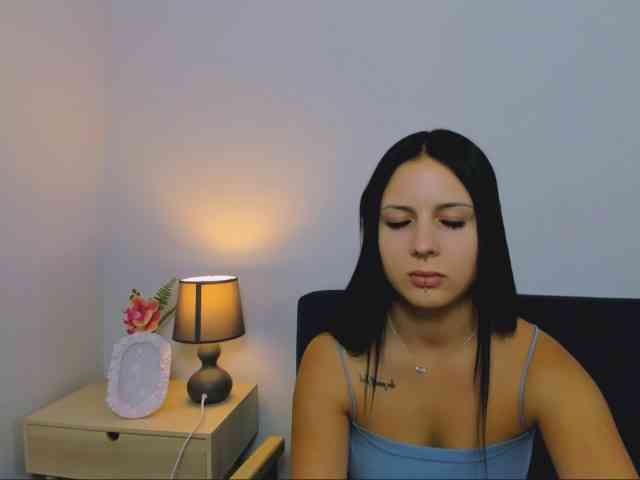 TaliaDelicate webcam
