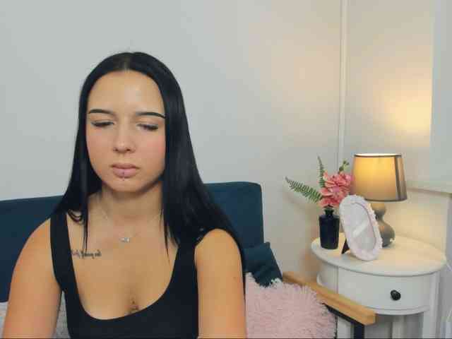 TaliaDelicate webcam