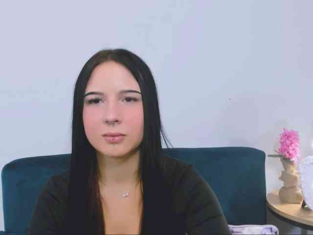 TaliaDelicate webcam