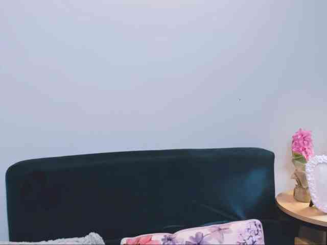 TaliaDelicate webcam