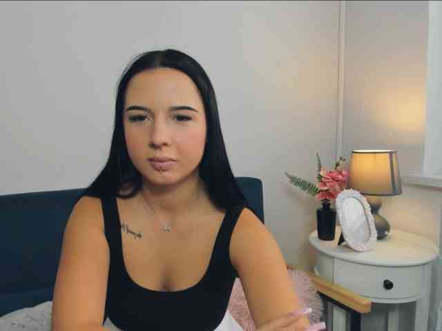 TaliaDelicate webcam