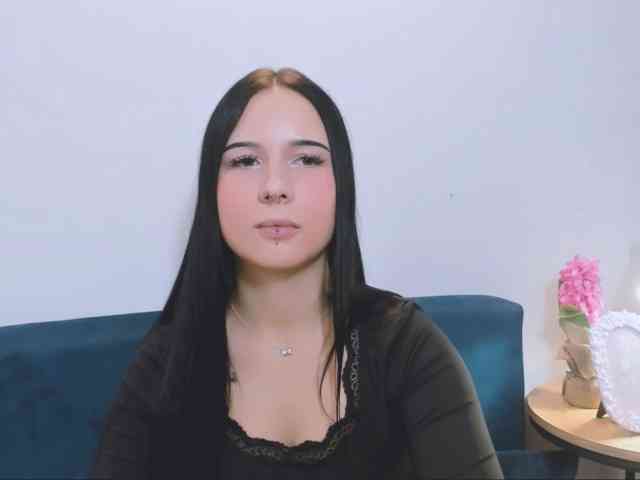 TaliaDelicate webcam