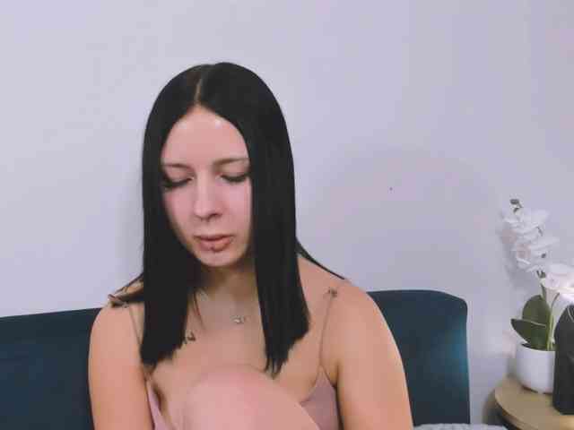 TaliaDelicate webcam