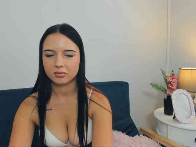 TaliaDelicate webcam