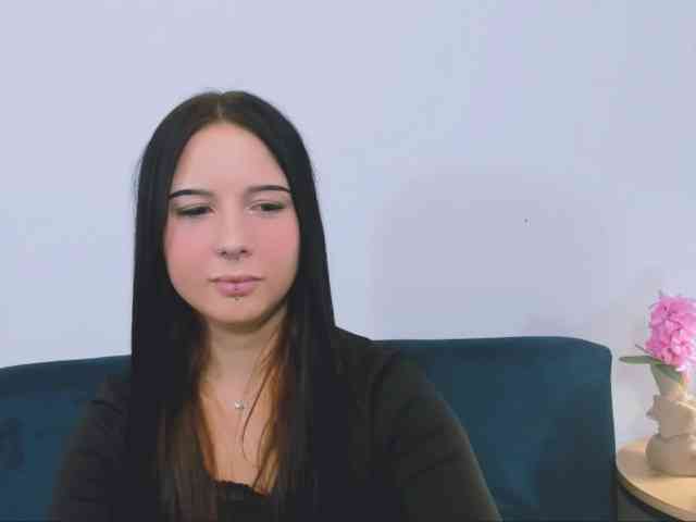 TaliaDelicate webcam