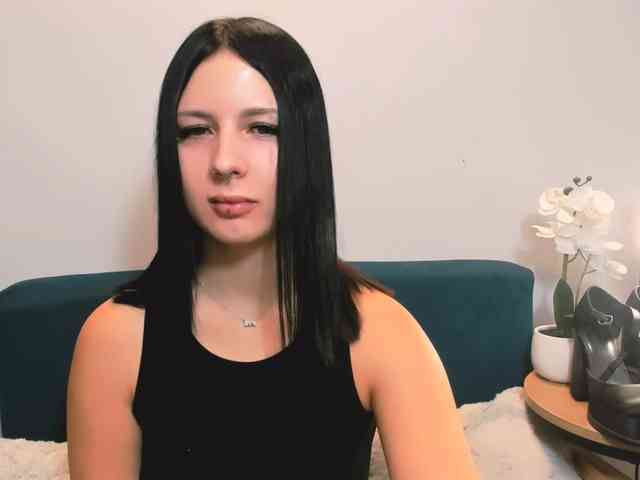 TaliaDelicate webcam