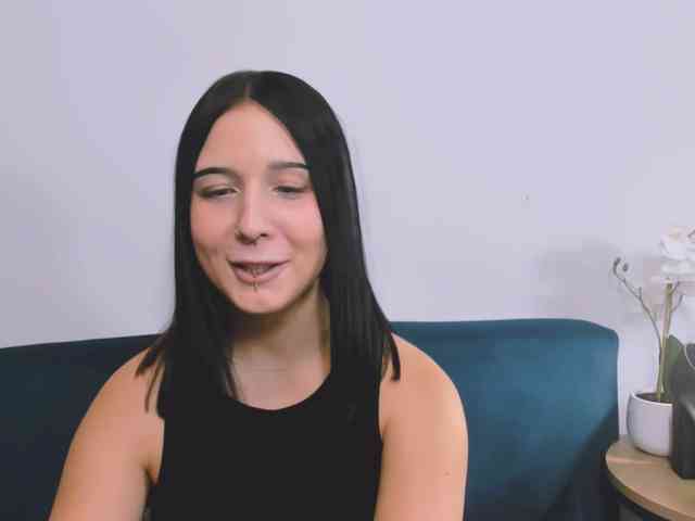 TaliaDelicate webcam