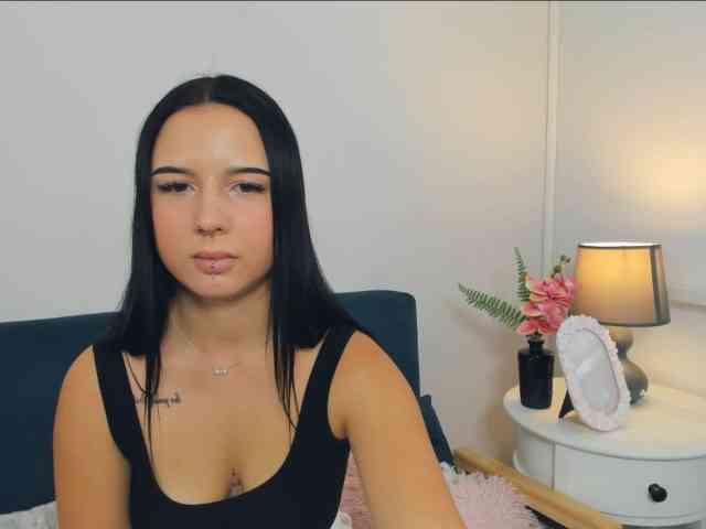 TaliaDelicate webcam