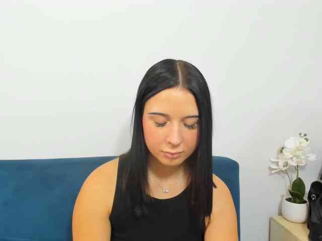 TaliaDelicate webcam