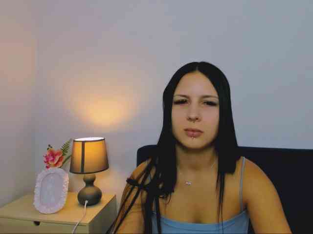 TaliaDelicate webcam