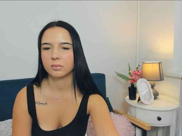 TaliaDelicate webcam