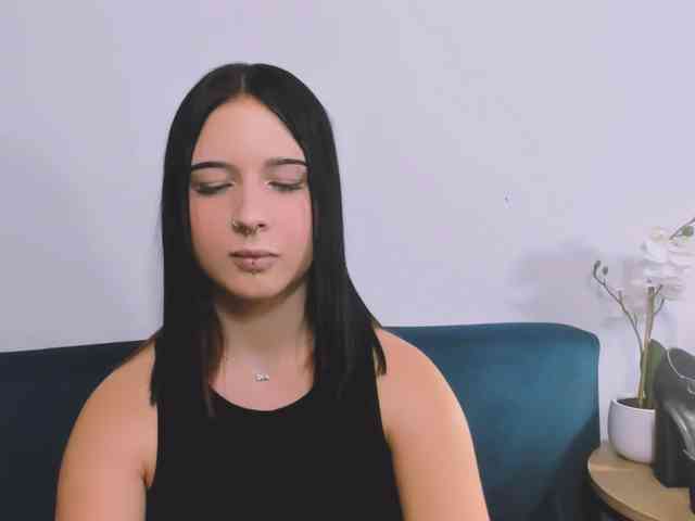 TaliaDelicate webcam