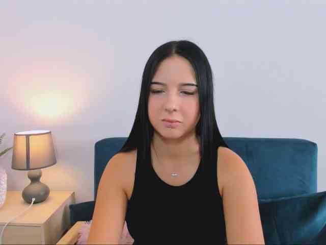 TaliaDelicate webcam