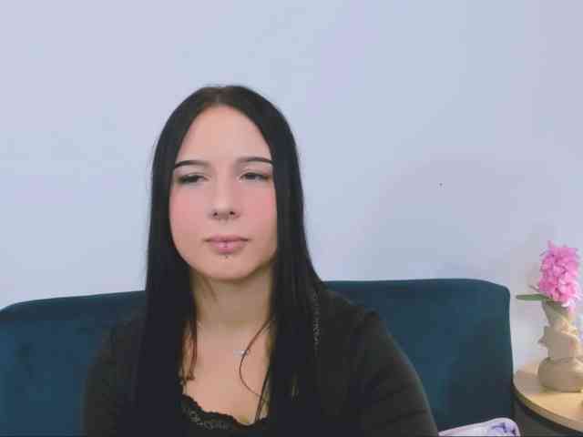 TaliaDelicate webcam