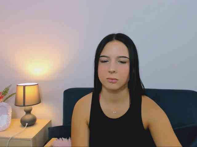 TaliaDelicate webcam