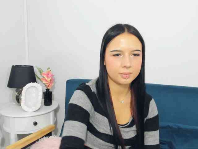 TaliaDelicate webcam