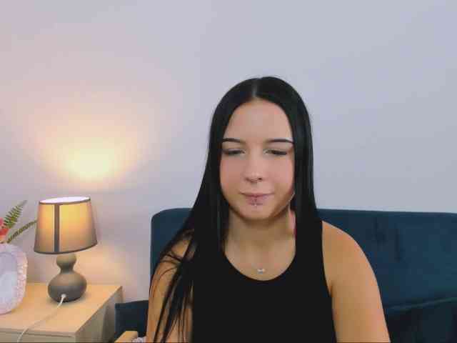 TaliaDelicate webcam