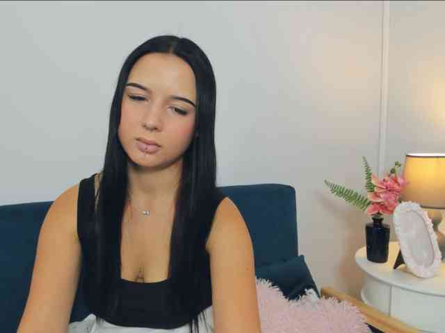 TaliaDelicate webcam