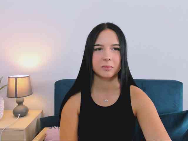 TaliaDelicate webcam