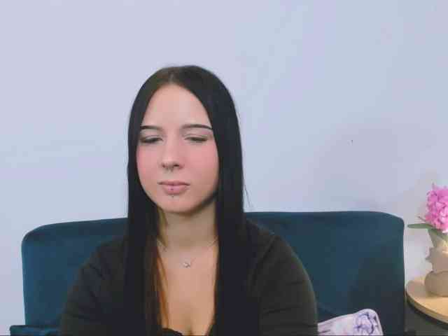 TaliaDelicate webcam