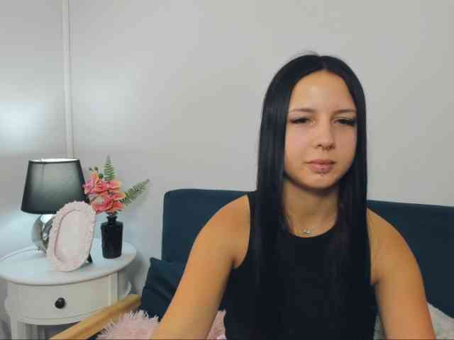 TaliaDelicate's webcam live show