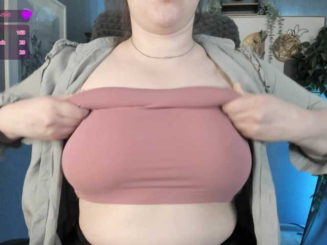 LelaRyann's BongaCams show and profile