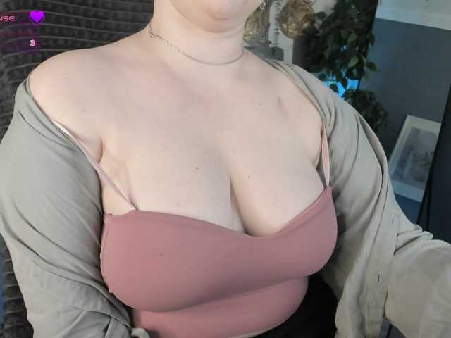 LelaRyann's BongaCams show and profile