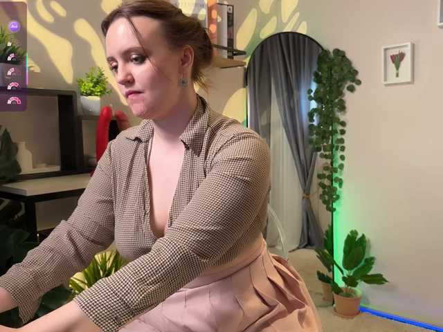 LelaRyann's BongaCams show and profile