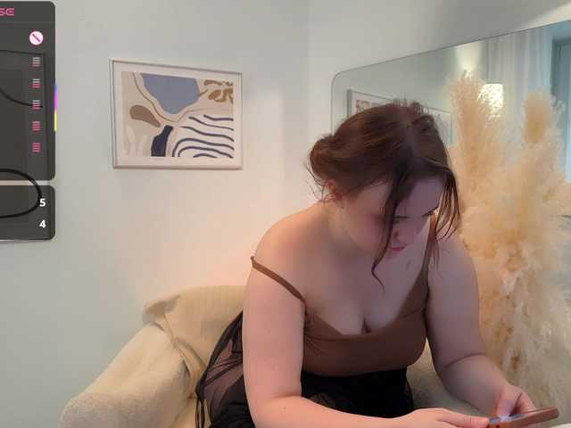 LelaRyann's BongaCams show and profile