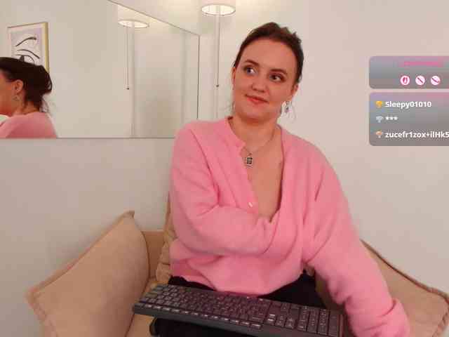 LelaRyann webcam
