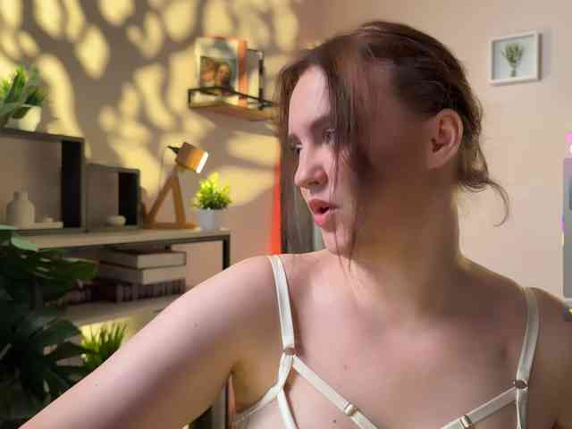 LelaRyann webcam