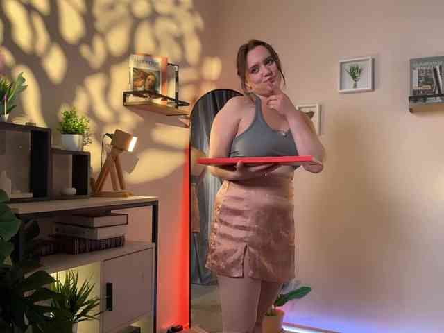 LelaRyann webcam