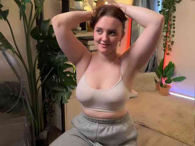 LelaRyann webcam