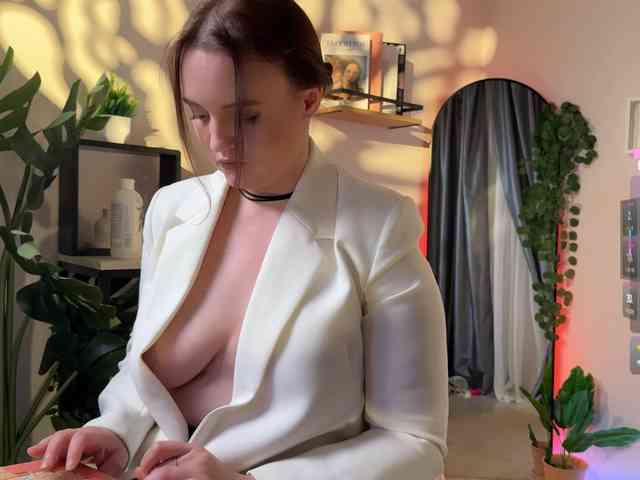 LelaRyann webcam