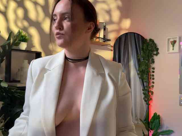 LelaRyann webcam