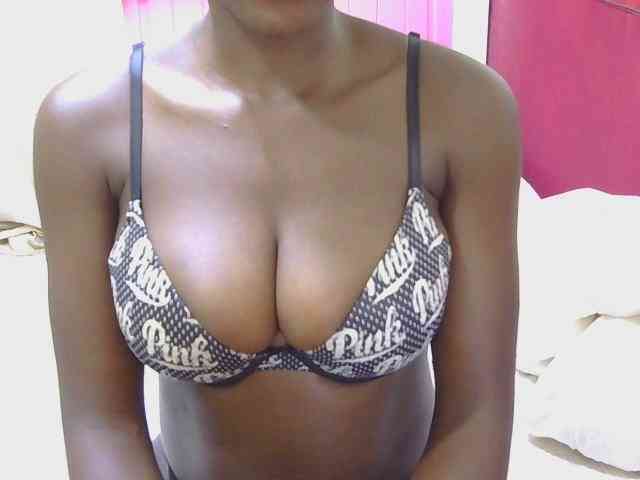 SexxyBarbie webcam